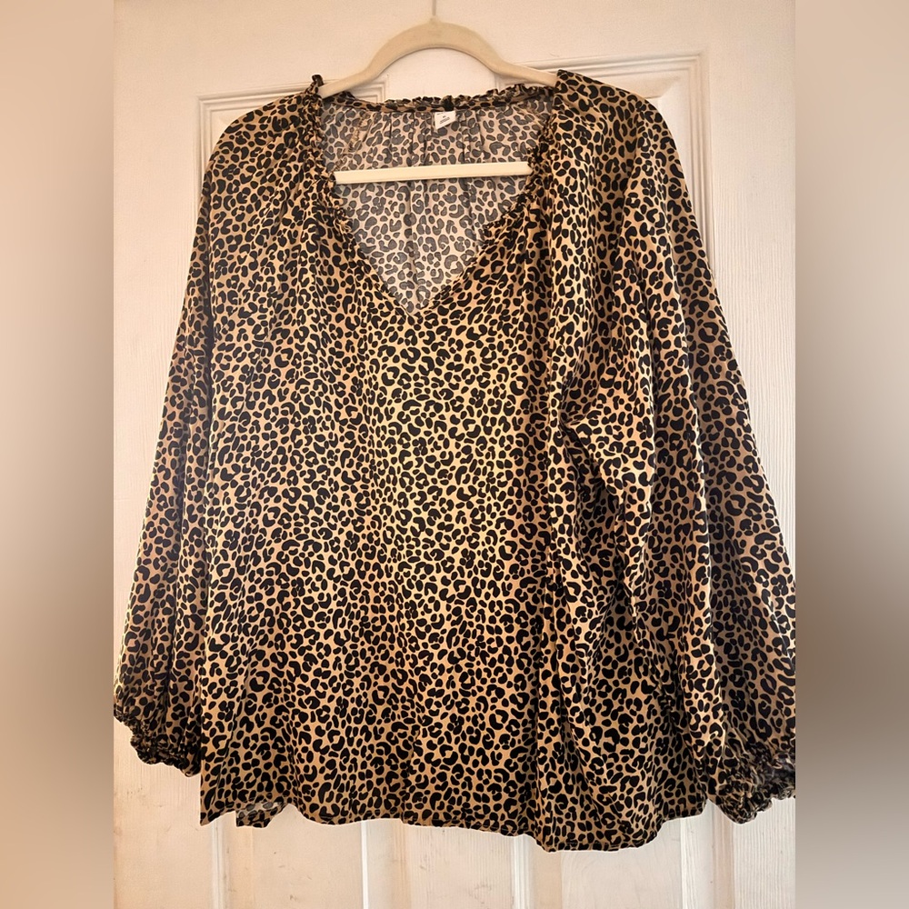 Old Navy Leopard Print V-Neck Blouse - Brown & Black